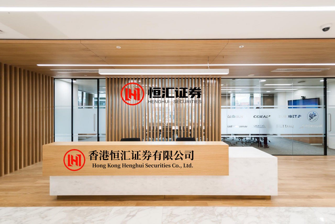 股速查 军工ETF华宝（512810）开盘跌1.21%，重仓股中国船舶跌0.27%，航发动力跌0.03%